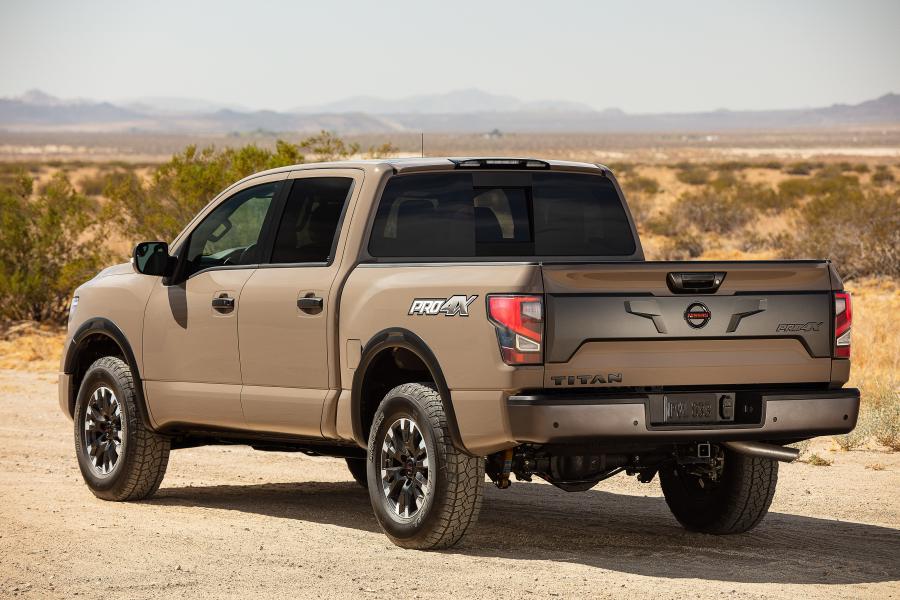  Nissan Titan Pro4X Crew Cab 2019 года  (фото 9 из 35)